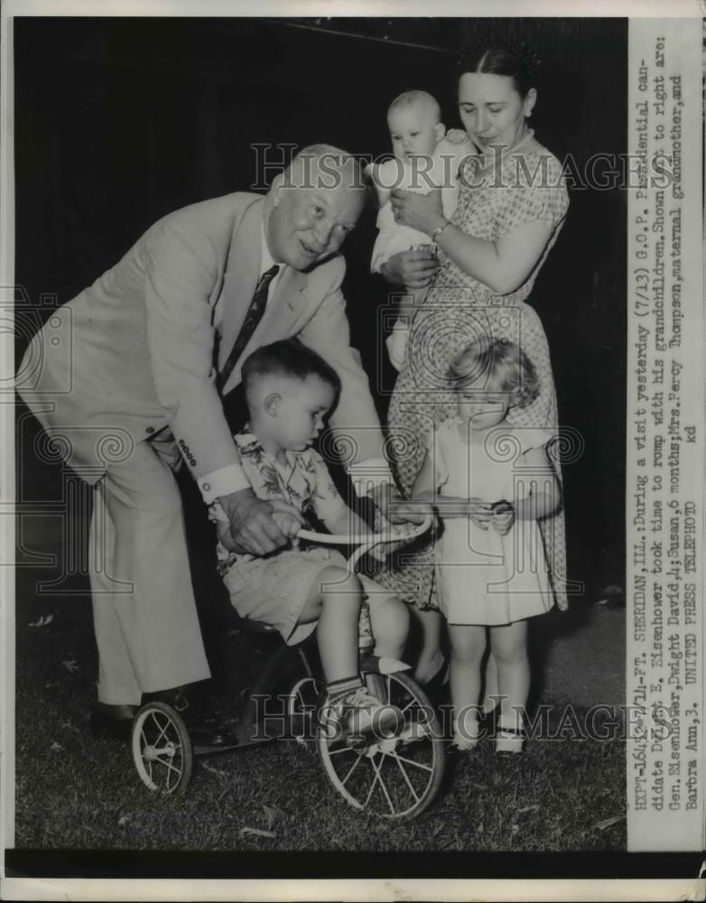 1952 Press Photo Presidential candidate Dwight Eisenhower, grandkids David Susan - Historic Images