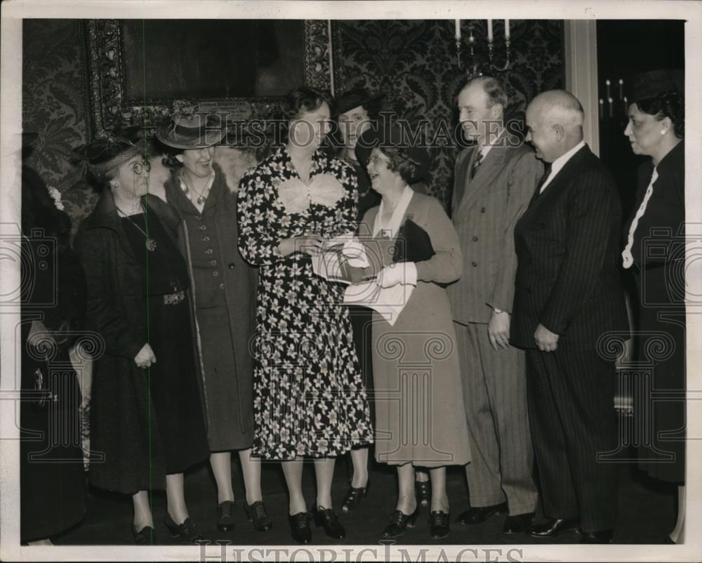 1939 Press Photo First Lady, Mrs Franklin Roosevelet, cancer control society - Historic Images