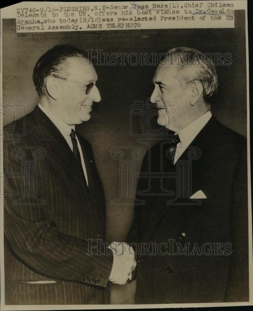 1947 Press Photo Flushing New York, Jese Maza With Dr Oswaldo Aranha - Historic Images