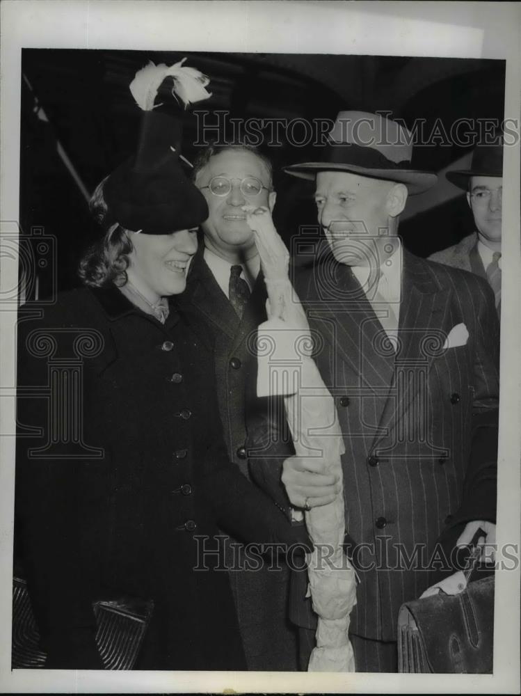 1942 Press Photo Philippine High Commisioner Guy Swope & Francis Sayre in DC - Historic Images
