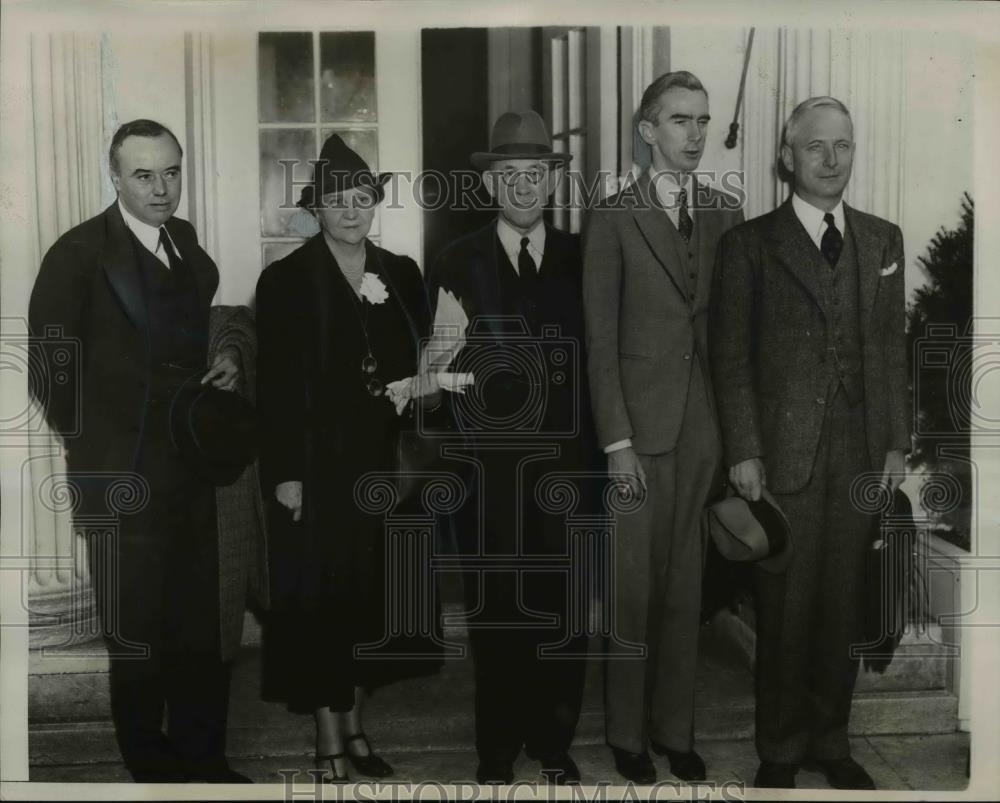 1938 Press Photo Wage Hour Administration Officials at the White House. - Historic Images