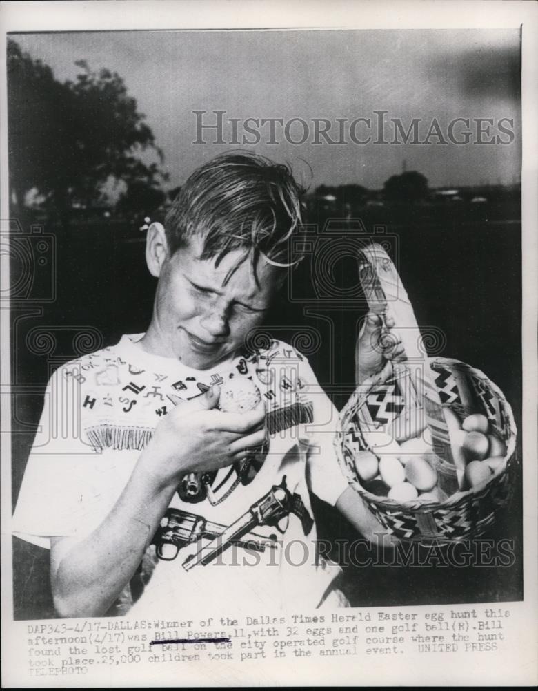 1954 Press Photo Dallas Texas, Bill Powers Easter Egg Hunt , Dallas Times - Historic Images