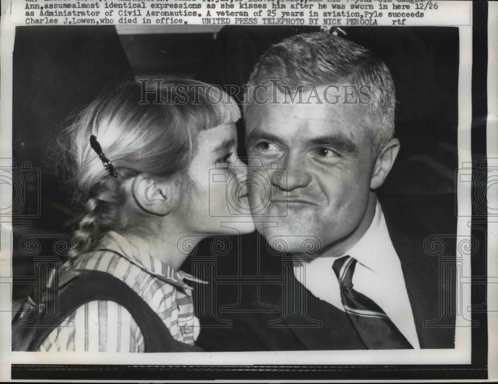 1956 Press Photo James T. Pyle Kissed by Daughter Ann - Historic Images