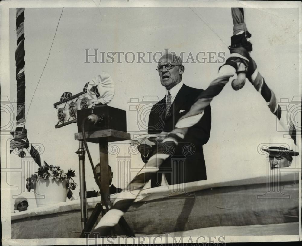 1931 Press Photo Gov. George White of Ohio addresses at Out-In-Bay,Ohio. - Historic Images