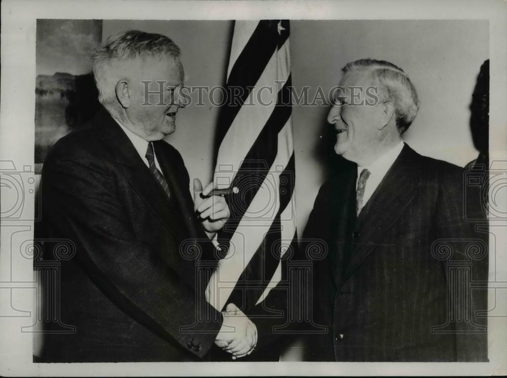 1938 Press Photo Vice Pres.John Nance Garner congratulates Sen.Morris S.Sheppard - Historic Images