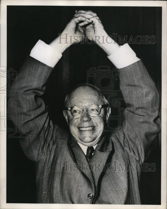 1952 Press Photo Ohio Senator Robert A. Taft Smiling at News Conference - Historic Images