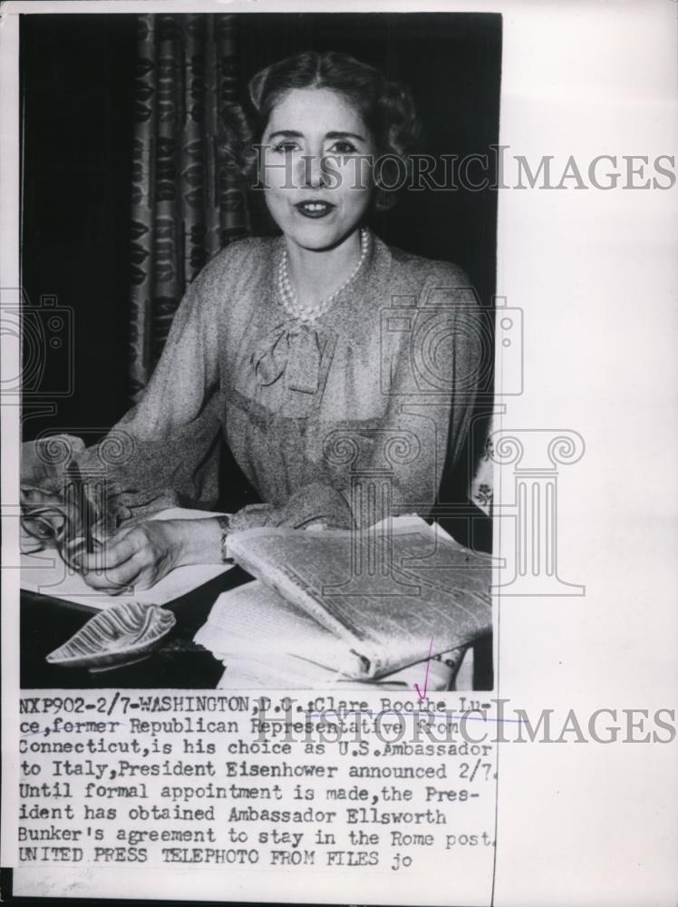 Press Photo Clare Boothe Luce In Her Office In Washington D.C. - Historic Images