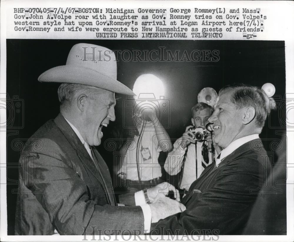 1967 Press Photo Michigan Gov George Romney and Mass Gov JOhn Volpe - Historic Images