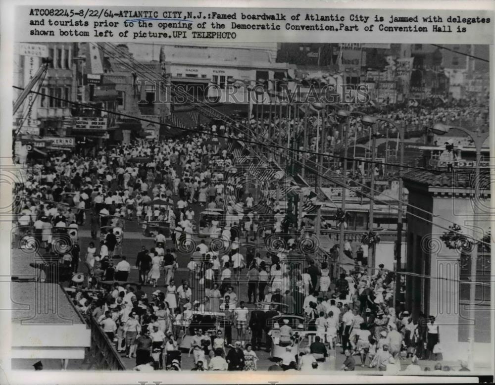 1964 Press Photo Atlantic City is jammed with Delegate of Democratic Convention - Historic Images