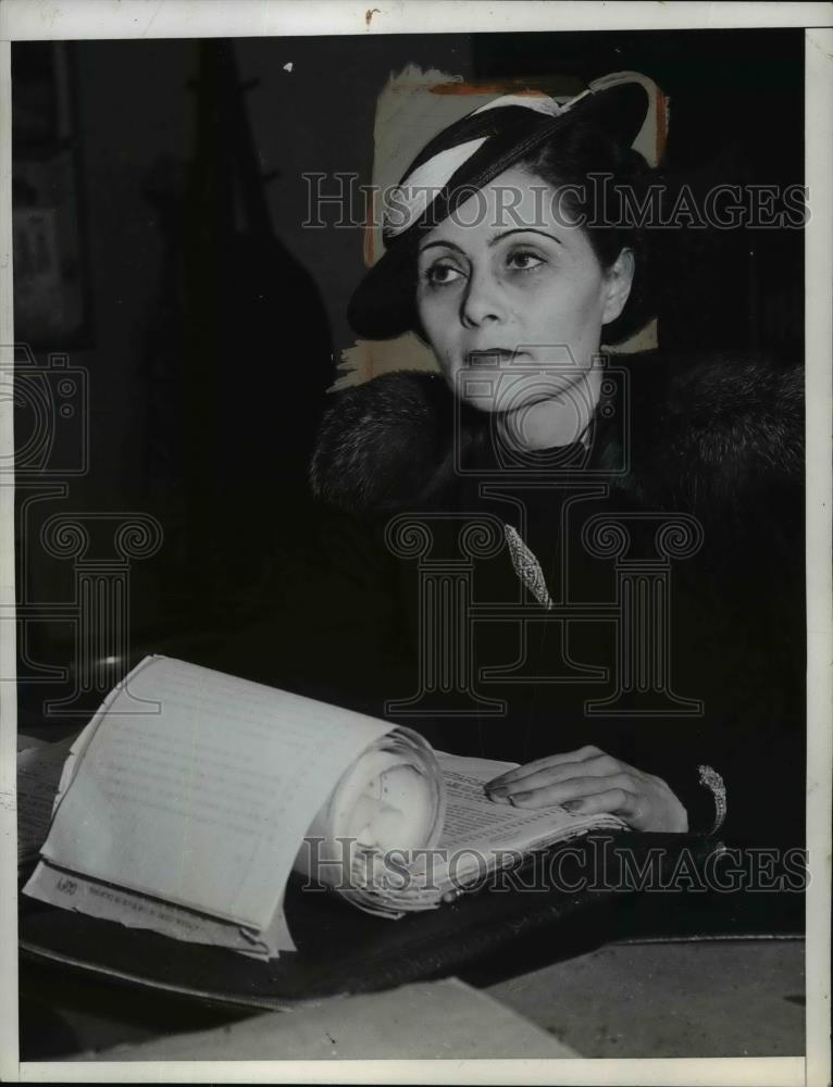 1937 Press Photo Mrs Christy Walsh - Historic Images