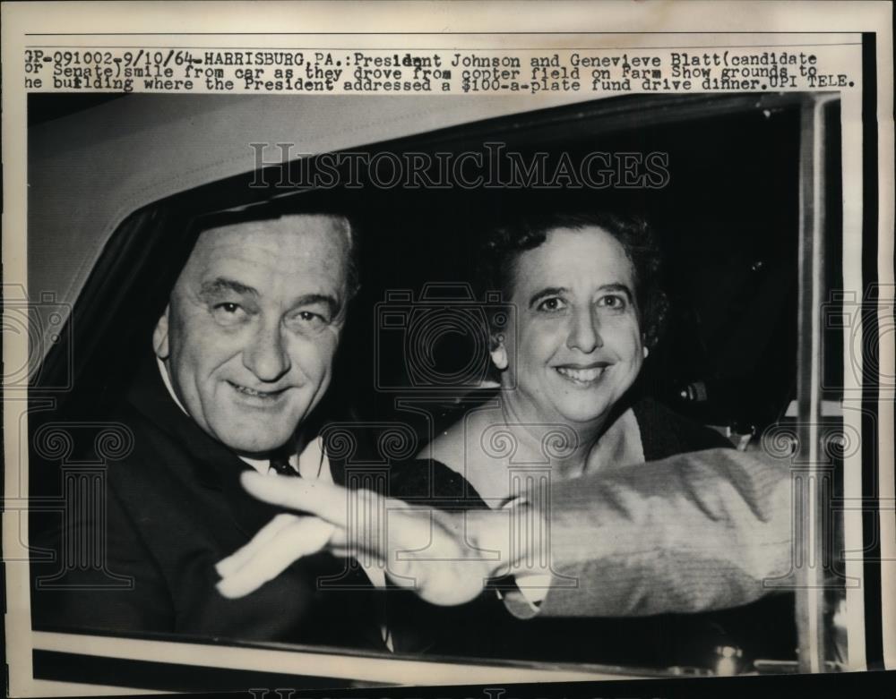 1964 Press Photo President Lyndon B. Johnson, Candidate Genevieve Blatt in Car - Historic Images