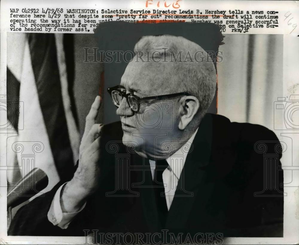 1968 Press Photo Lewis B.Hershey,Director of Selective Service at new conference - Historic Images