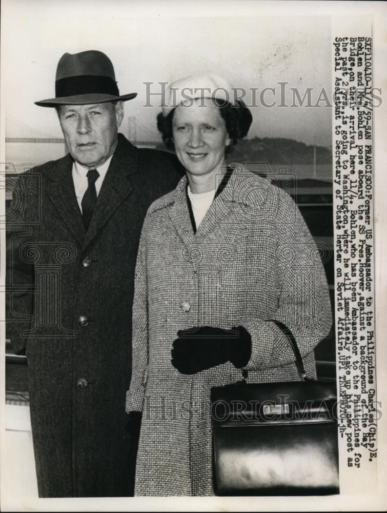 1959 Press Photo US Ambassador Charles E Bohlen of the Philippines and wife. - Historic Images