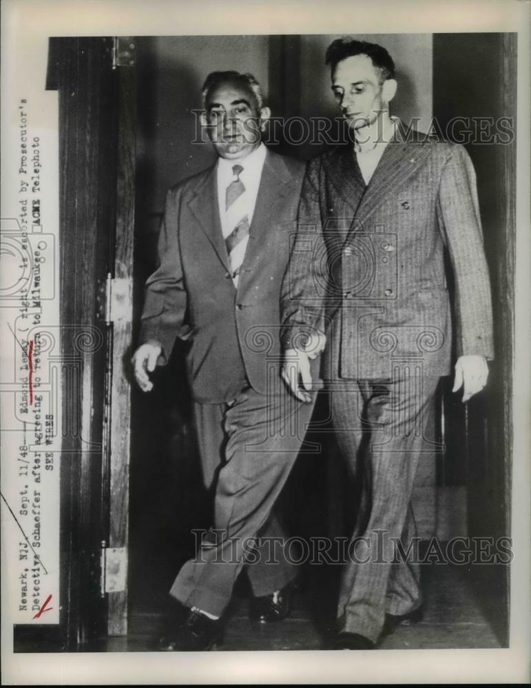 1948 Press Photo Edmond Lemay &amp; prosecuto&#39;s Detective Schaffer Newark NJ - Historic Images