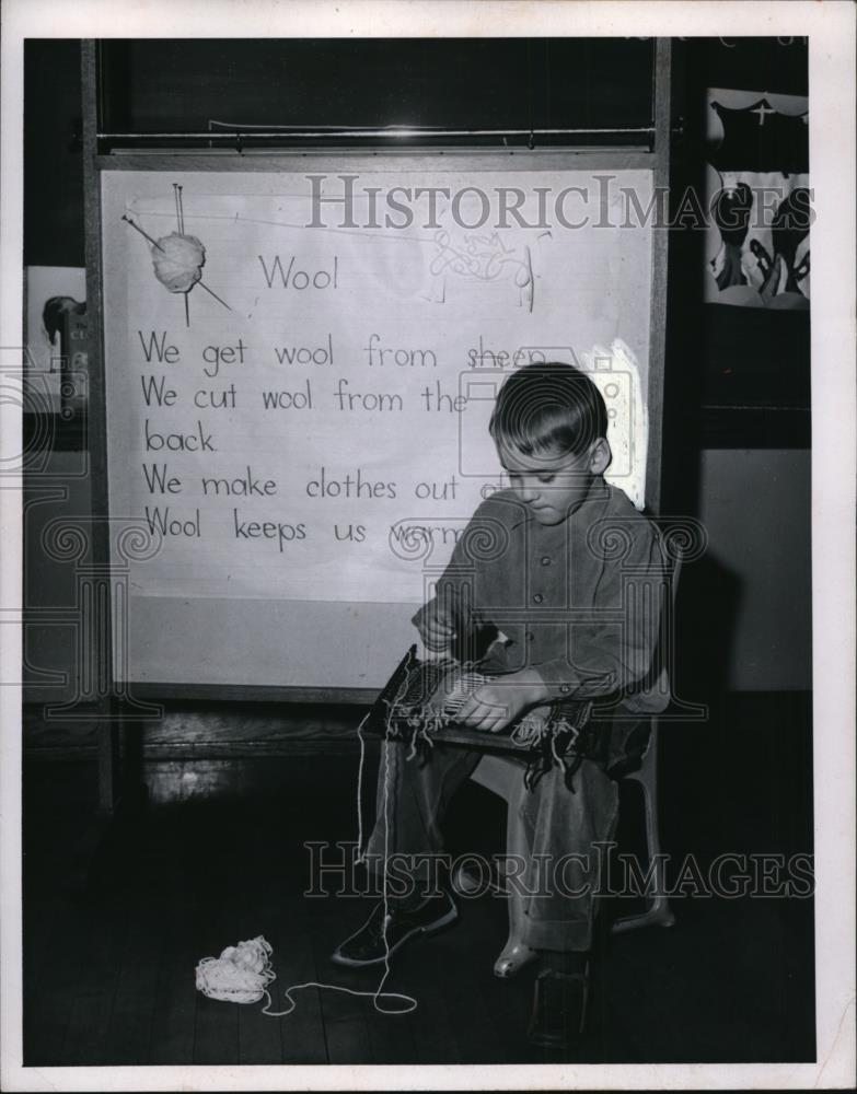 1956 Press Photo Lawrence Dettwiler at Roosevelt school in Lakewood Ohio - Historic Images