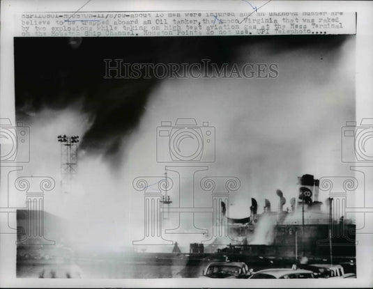 1969 Press Photo Amoco Virginia Oil Tanker exploded while taking test aviation - Historic Images