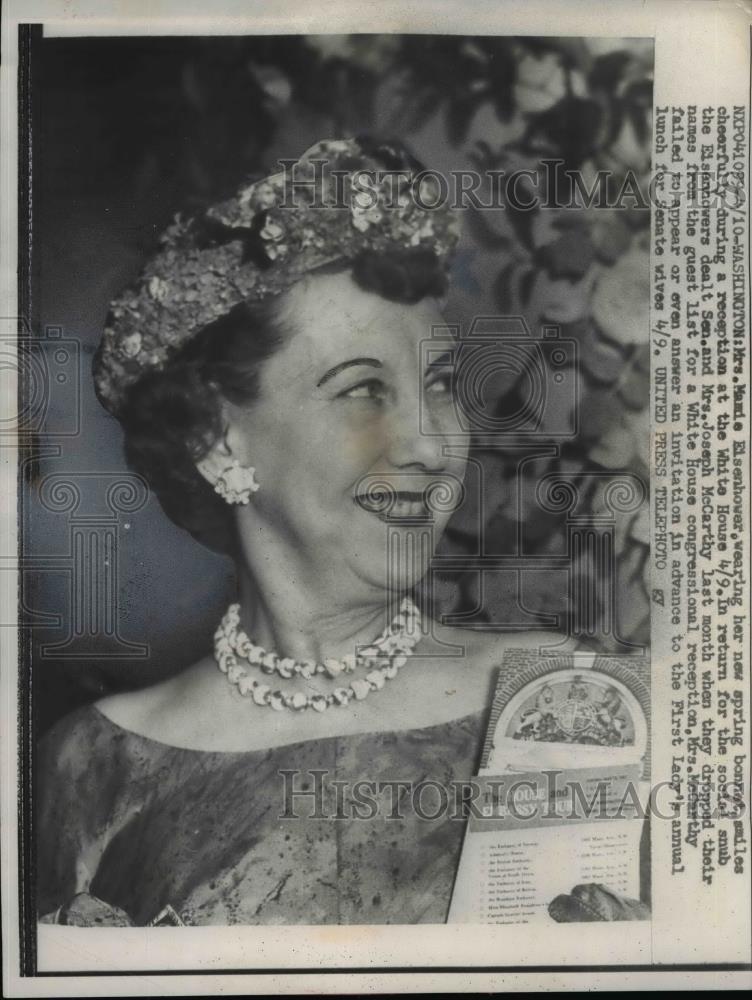 1957 Press Photo Mrs Mamie Eisenhower at a White House reception - Historic Images