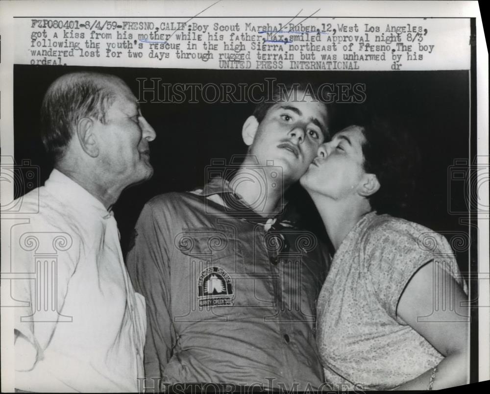 1959 Press Photo Boy Scot Marshal Ruben, Mother and Father Max - Historic Images