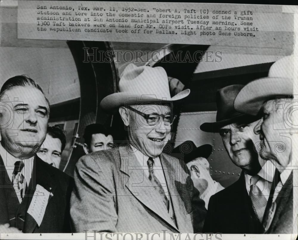 1952 Press Photo Senator Robert A Taft in San Antonio Texas - Historic Images