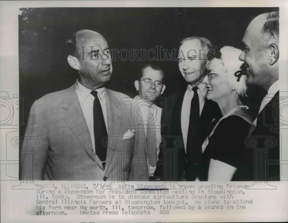 1956 Press Photo Aldai Stevenson Greets Committee Meeting Peoria, Illinois - Historic Images