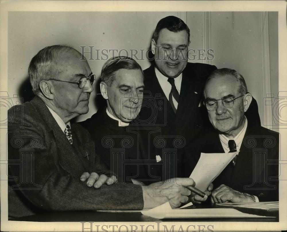 1946 Press Photo Richard Inglis, Rt Rev Beverly D Tucker, Guy Prosser - Historic Images