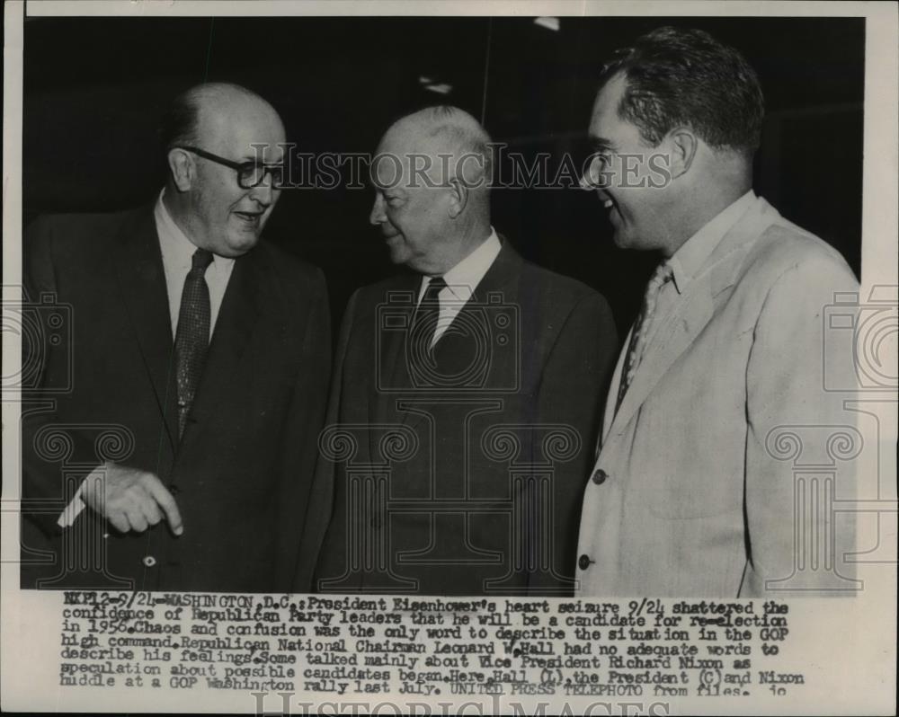 1955 Press Photo Pres. Dwight Eisehower with Leonard Hall and Richard Nixon. - Historic Images