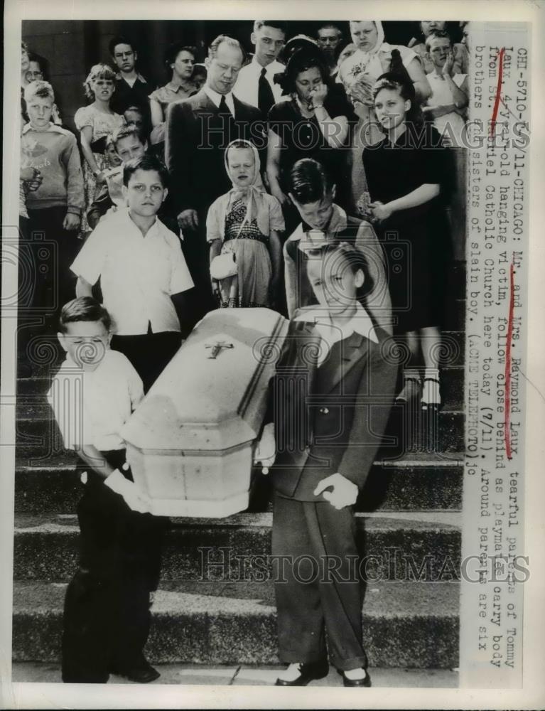 1949 Press Photo Mr &amp; Mrs Raymond Laux Son Age 4 Murdered at Funeral - Historic Images