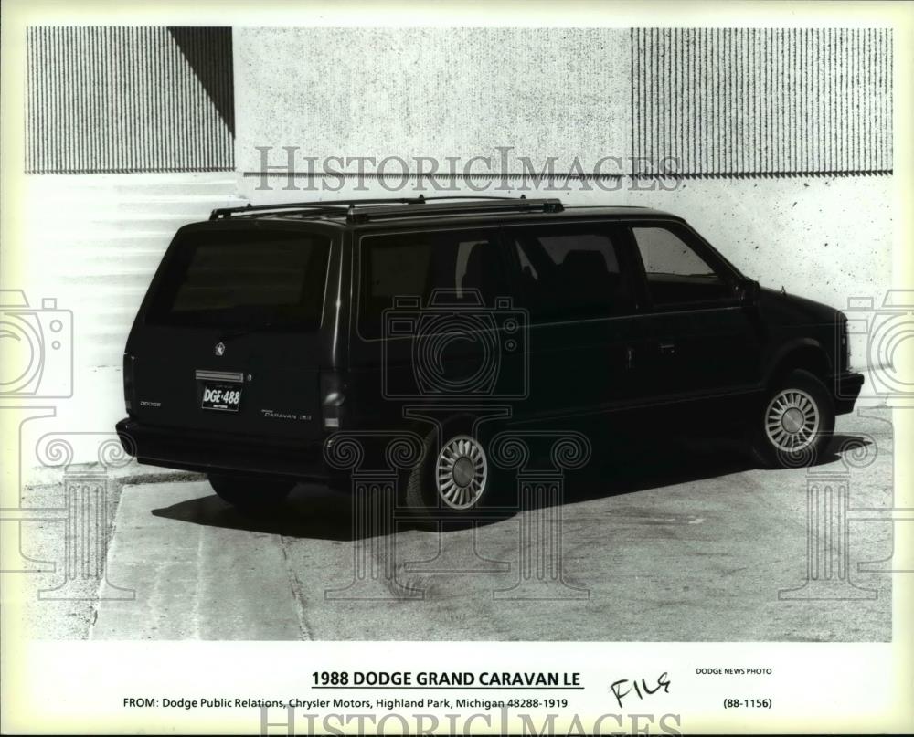 1988 Press Photo The Dodge Grand Caravan LE - cva79698 - Historic Images