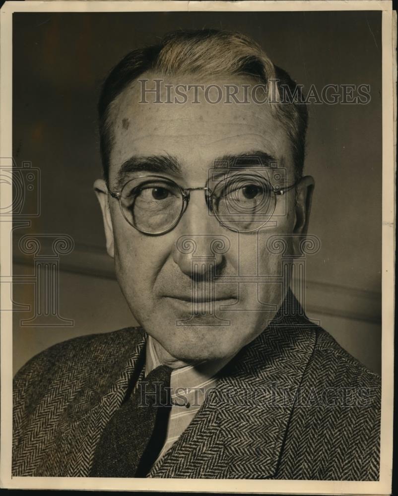 1943 Press Photo E Thurber Guild MD Member of Staff of Massachusetts General Hos - Historic Images