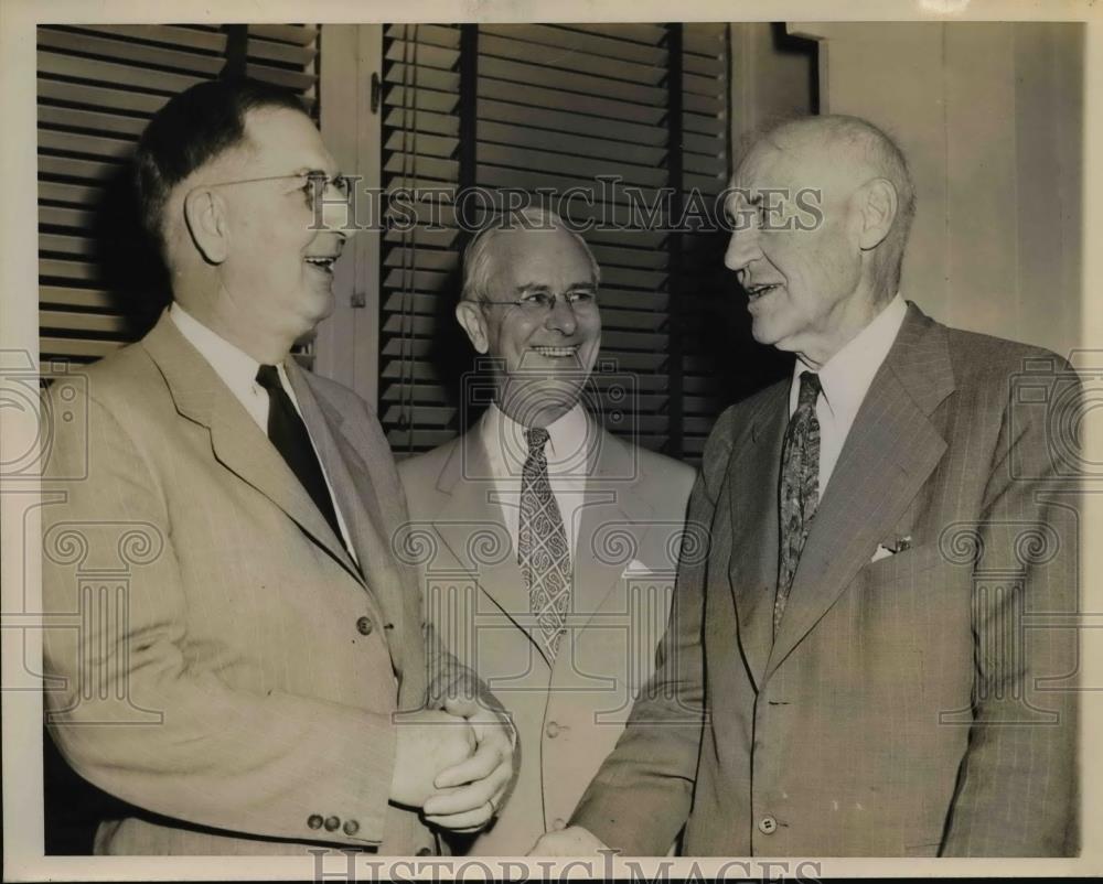 1944 Press Photo William Pickrel, Charles Sawyer, George White Democratic - Historic Images