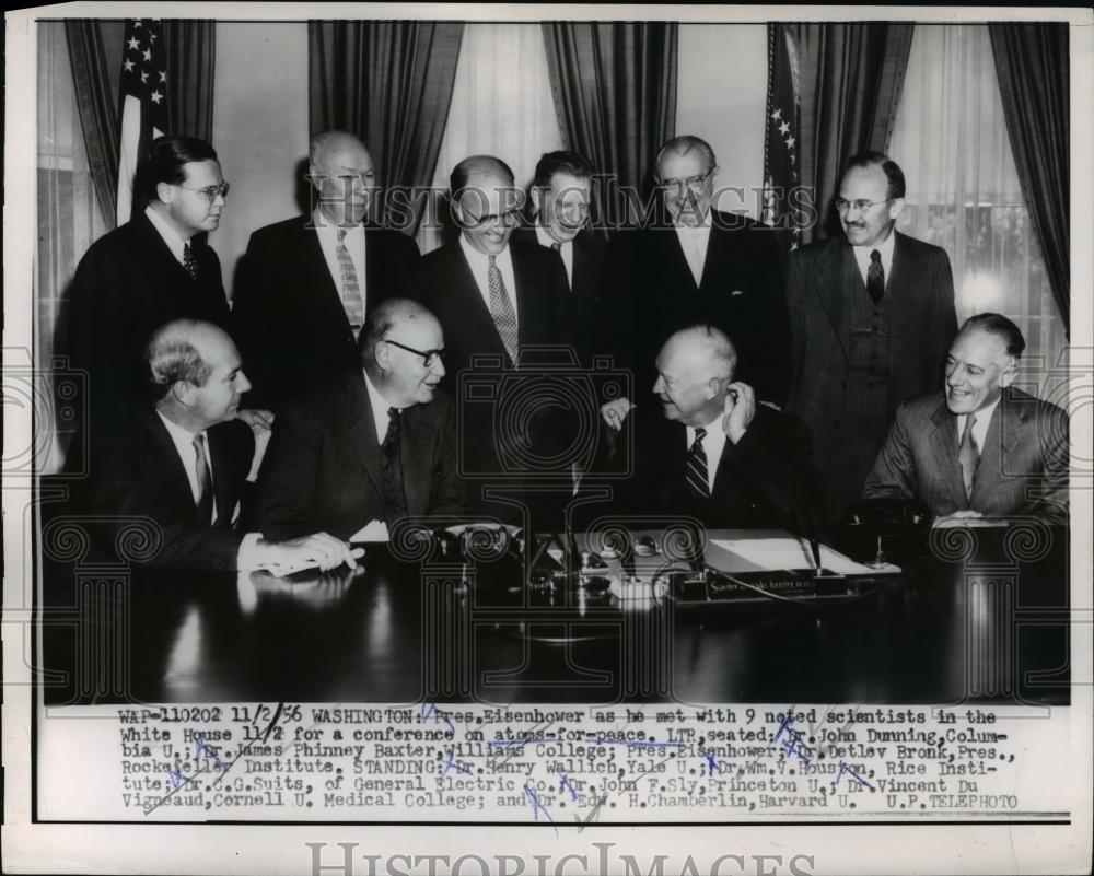 1956 Press Photo President Eisenhower, Dr John Dunning, Dr James P Baxter - Historic Images