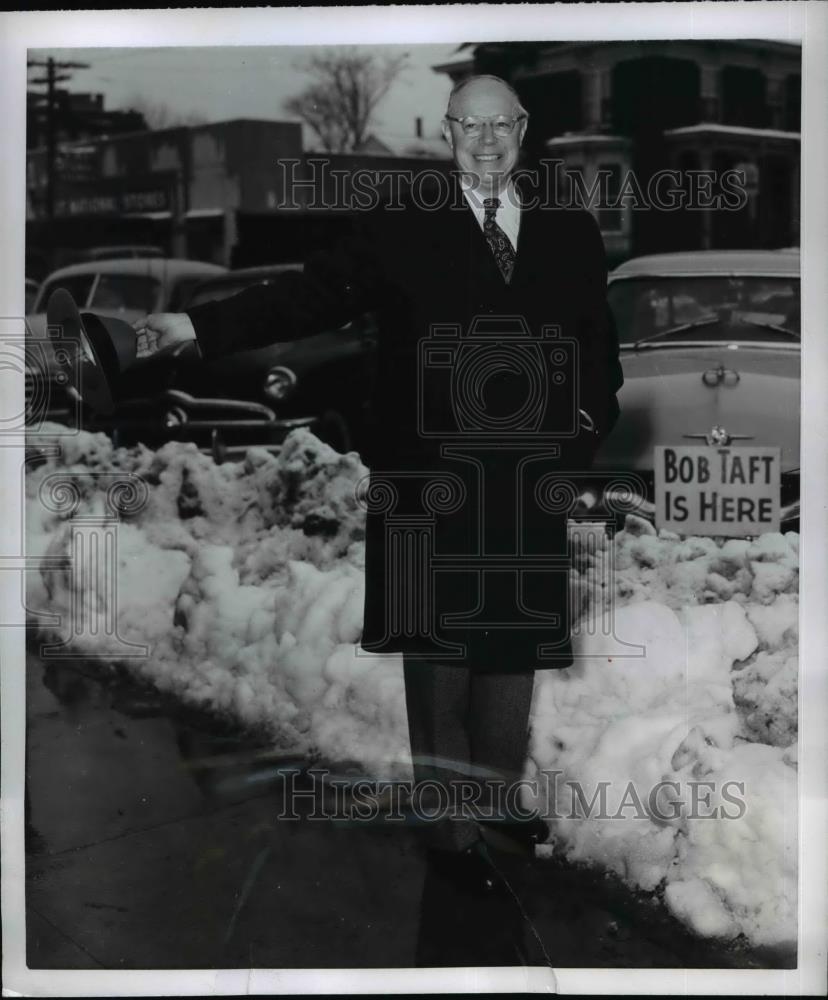 1952 Press Photo Sen. Robert A. Taft Concord, NH Headquarters - Historic Images