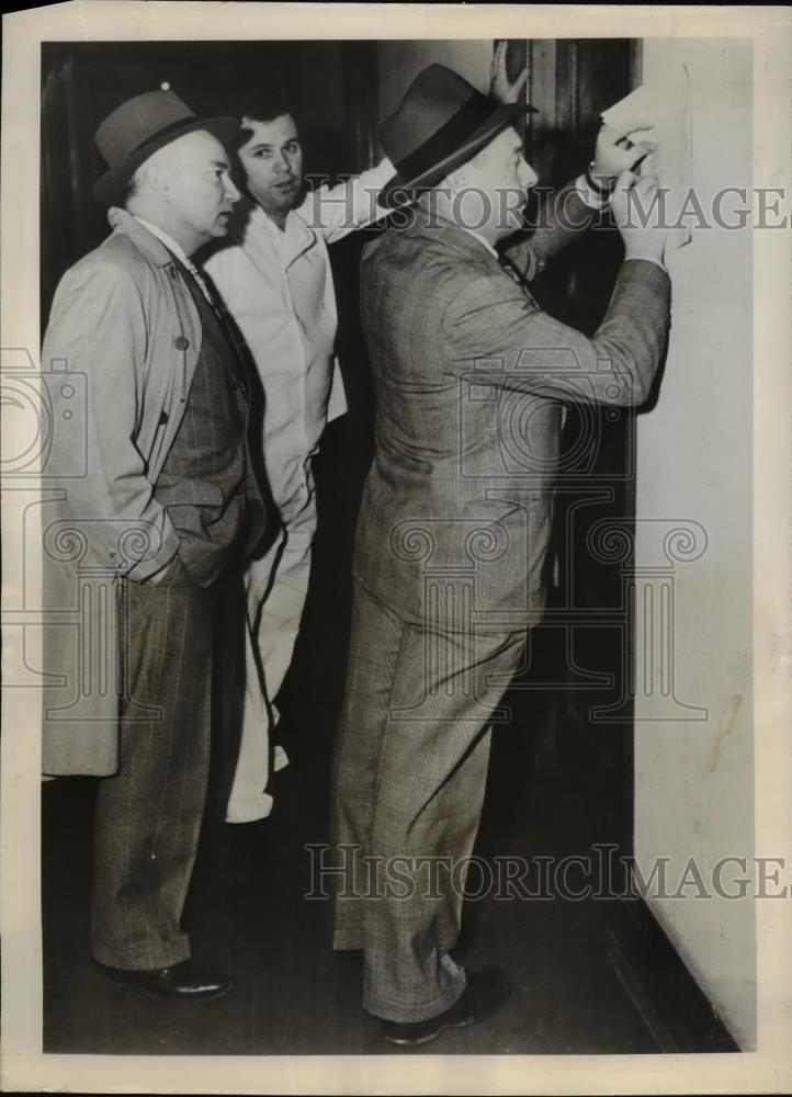 1950 Press Photo Detective Joseph Teirney, Arthur Lambart, Larry Lariviere - Historic Images