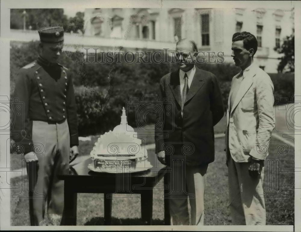 1932 Press Photo O.J. Edwardsen Jr. U.S. Lines President Hoover 58th Birthday - Historic Images