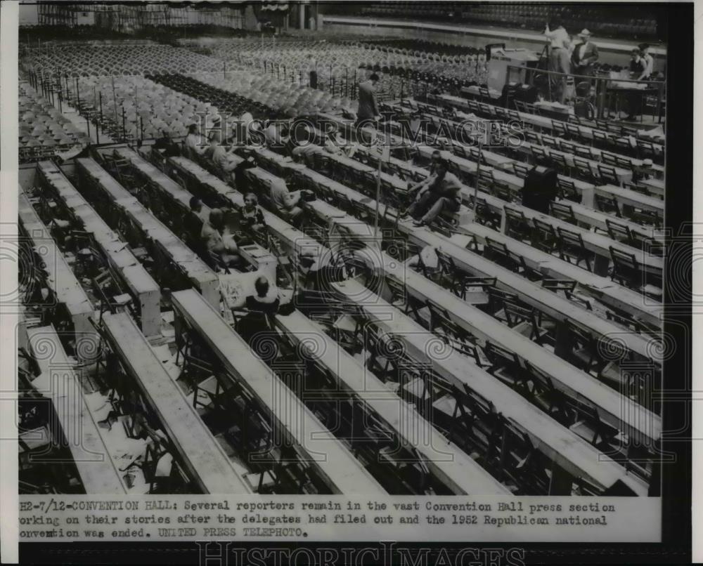 1952 Press Photo Kansas City Missouri Pat Friday GM of Athletics - Historic Images