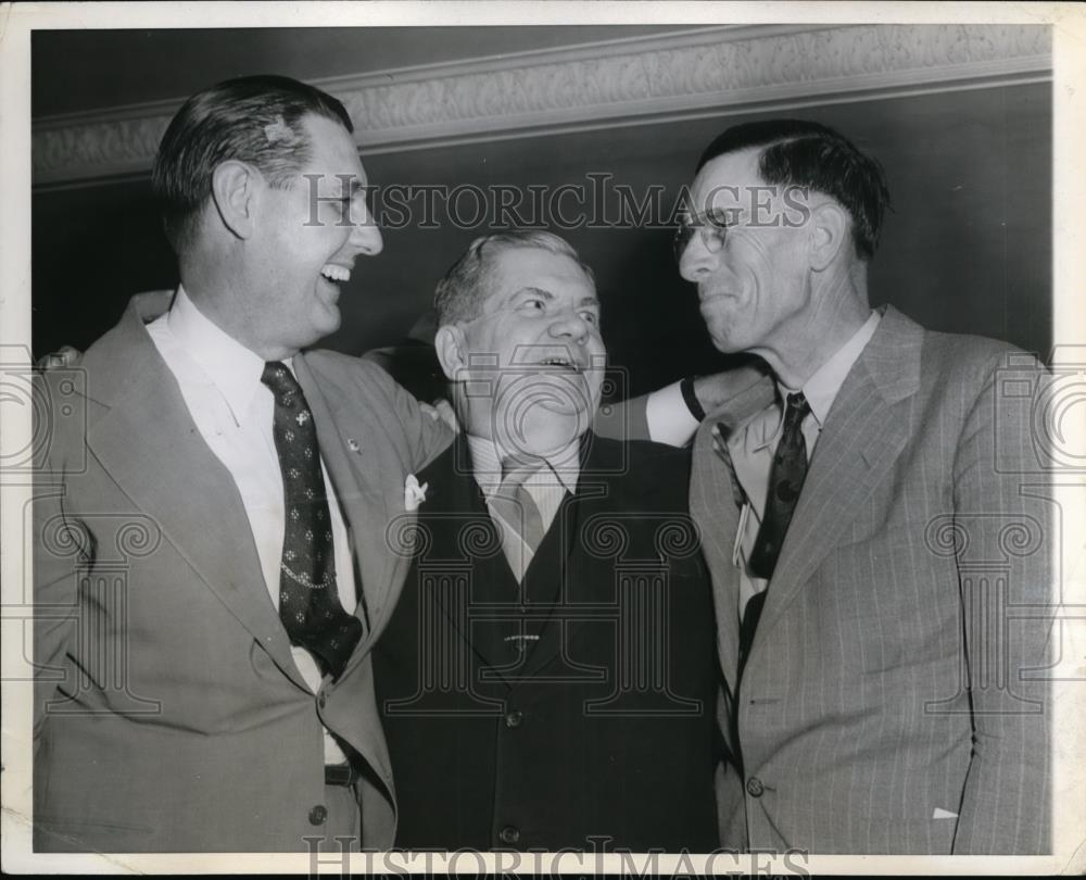 1944 Press Photo Rep.Feredt A. Harness, Sen. R.R. Willis ans Sen. Albert Ferris. - Historic Images