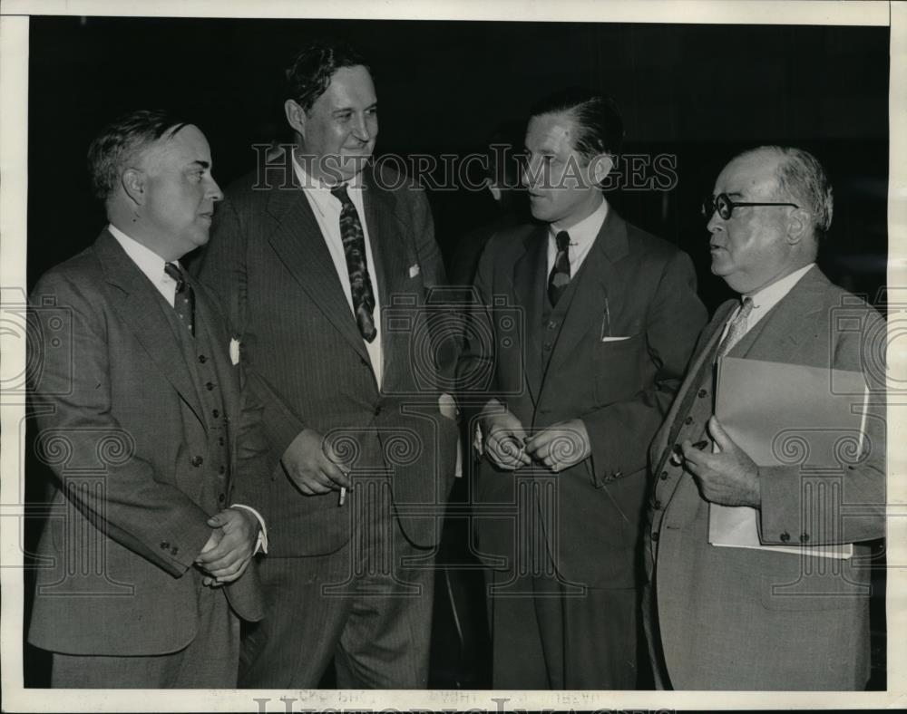 1933 Press Photo Hearing for fair competition for the ANPA opens in Washington - Historic Images