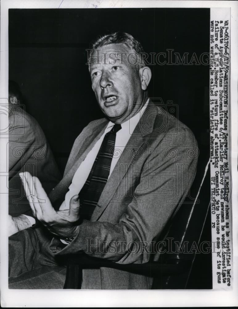 1959 Press Photo Defense Secretary Neil H McElroy Testifies at Senate Committee - Historic Images