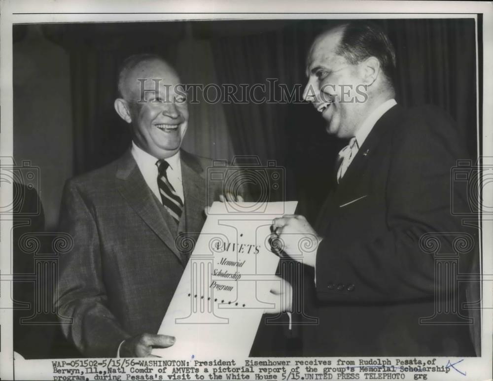 1956 Press Photo Pres, Eisenhower received AMVETS Memorial Scholarship Report - Historic Images