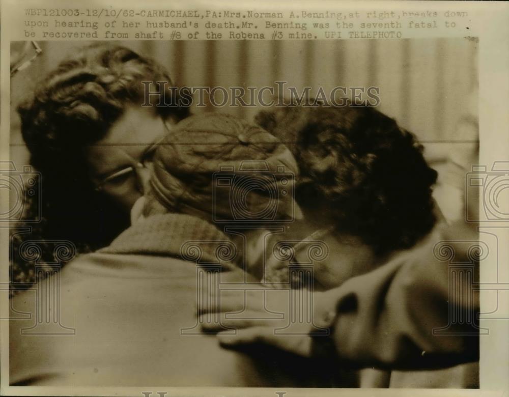 1962 Press Photo Mrs. Norman A. Bennings Cries After Miner Husband&#39;s Death - Historic Images