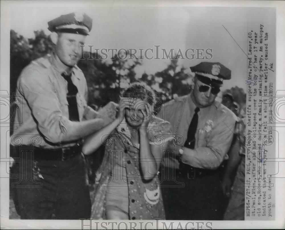 1954 Press Photo Mrs Fred Leuer Son Age 17 Body Was Found St Paul - Historic Images