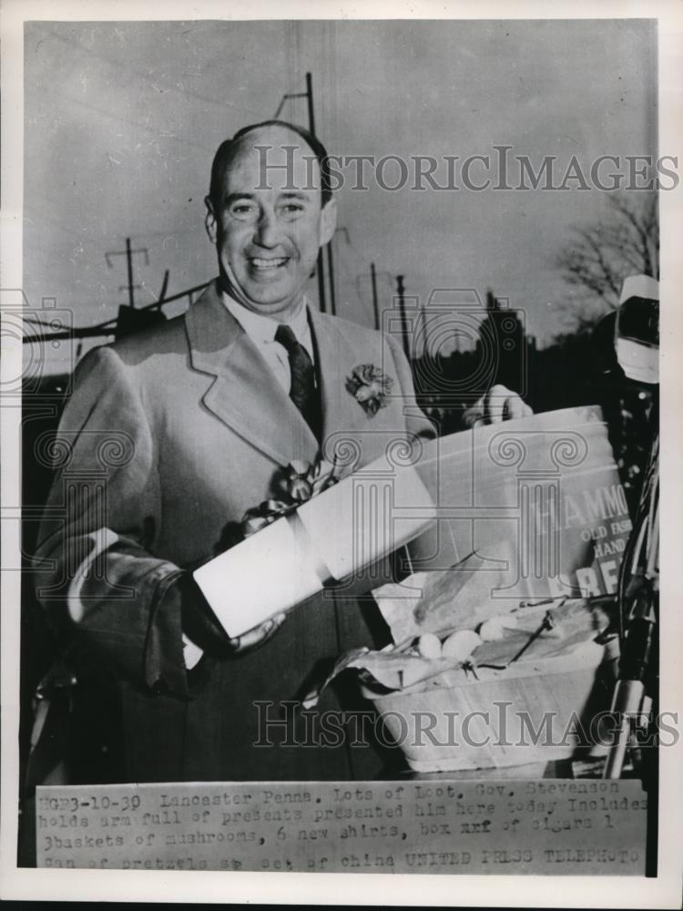 1953 Press Photo Governor of Illinois Adlai Stevenson in Lancaster Pennsylvania - Historic Images