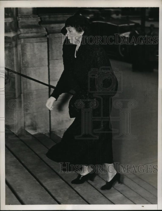 1935 Press Photo Mrs.William attend Plam Sunday service at St.Thomas Church - Historic Images