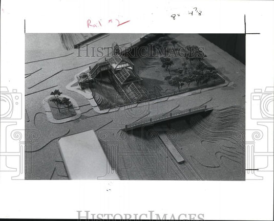 1991 Press Photo Model of RTA station to be at the W25th Street Station - Historic Images
