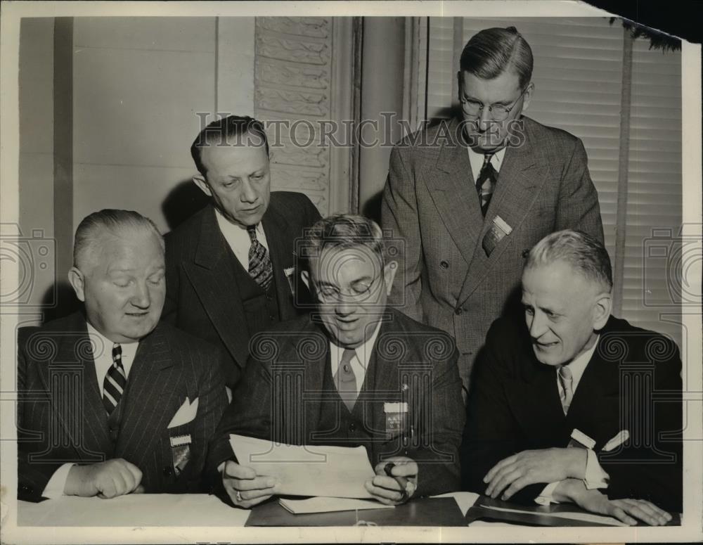 1942 Press Photo National Officers at Amateur Athletic Association Meet. - Historic Images