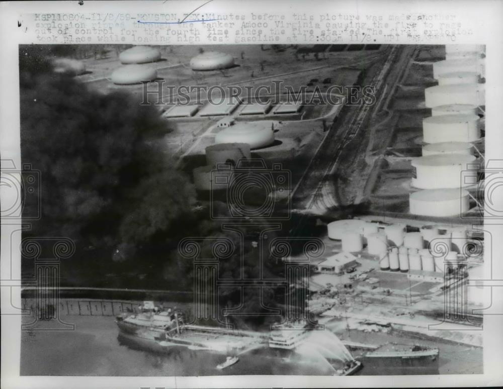 1959 Press Photo Pipe exploded through the tanker Amoco Virginia causing Fire. - Historic Images