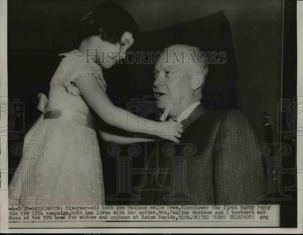 1954 Press Photo Washington DC President Eisenhower, Ruth Ann Madison - Historic Images