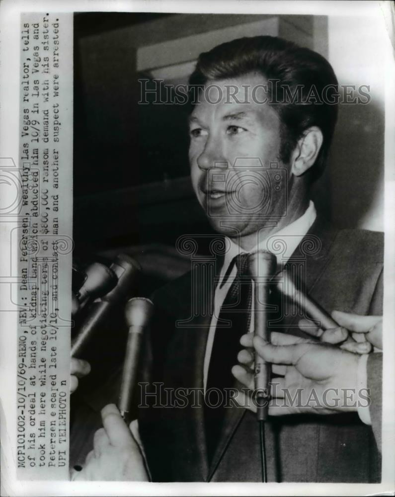 1969 Press Photo Reno Nev. Dean Petersen tells of ordeal at hands of kidnapers. - Historic Images