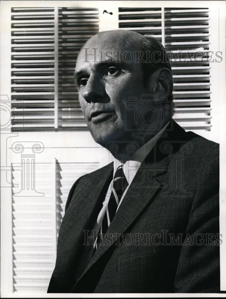 1968 Press Photo Senator Alan Cranston - Historic Images