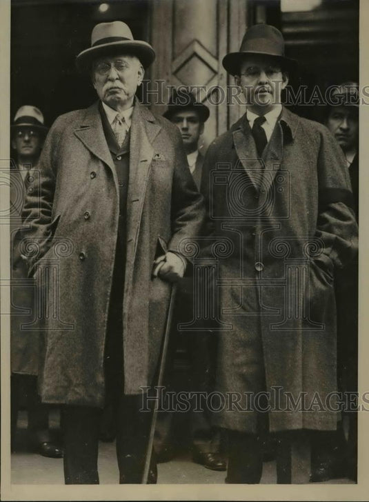 1934 Press Photo Sam Insull(L) & son Sam Jr, defrauds investors in court - Historic Images